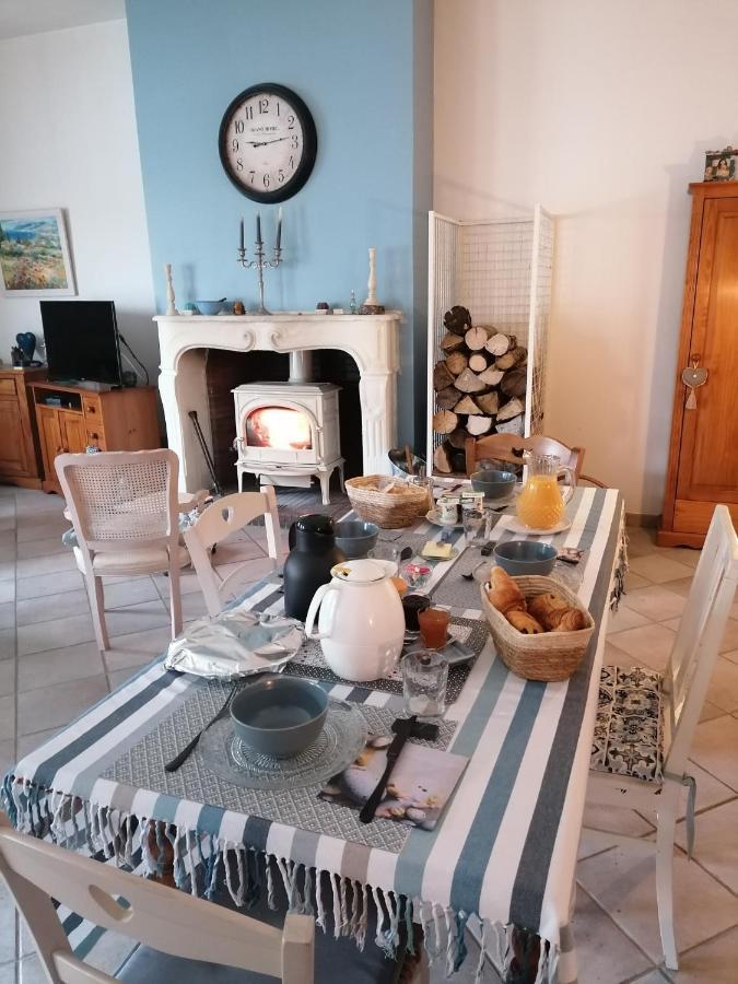 Chambre D'Hotes Esprit De Famille Landreville Kültér fotó